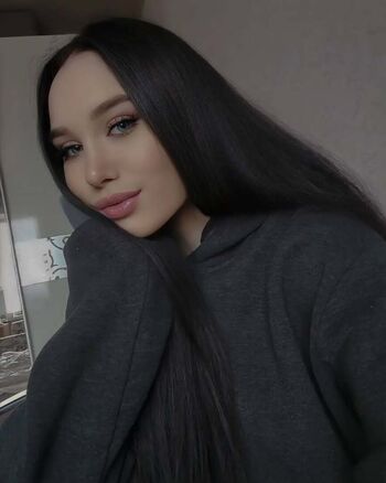 Full leaked Frollkina private photo