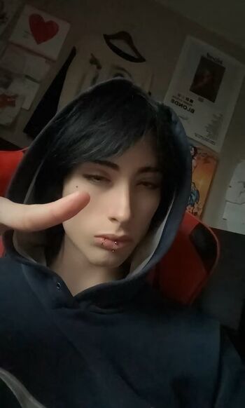 Full leaked Froufrousam private onlyfans photo