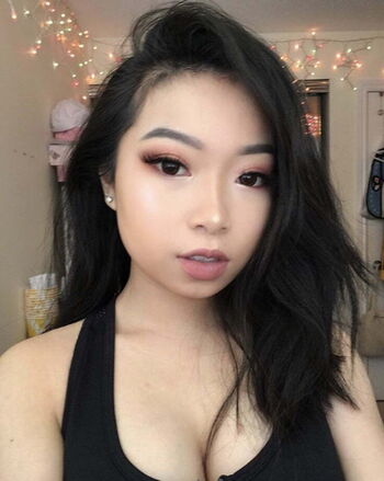 Full leaked Fruitypoppin private onlyfans photo