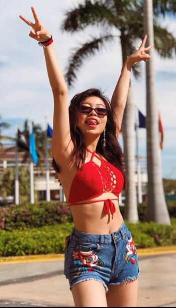 Full leaked Fruitypoppin private onlyfans photo