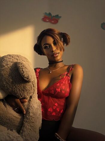 Full leaked Fsemelagne private onlyfans photo