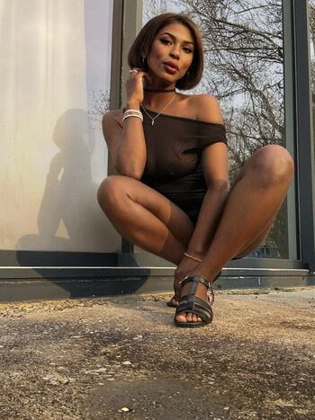 Full leaked Fsemelagne private onlyfans photo