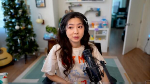 Full leaked Fuslie leslie private onlyfans photo