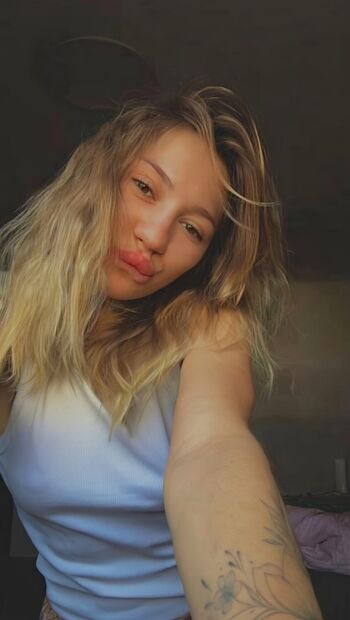 Full leaked Future star elizabeth page private onlyfans photo