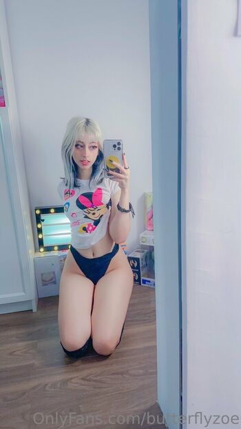 Full leaked Fvckzoe private photo