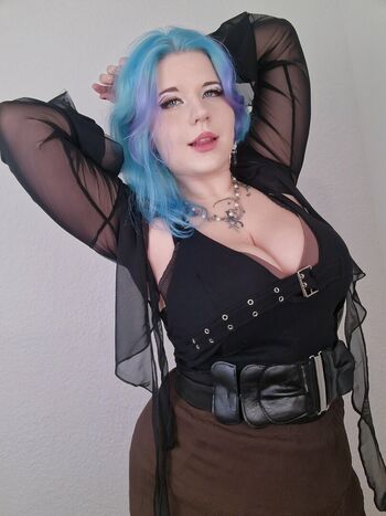 Full leaked Fyly cosplays page private photo