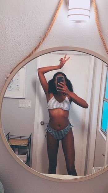 Full leaked Gabriella bell private onlyfans photo