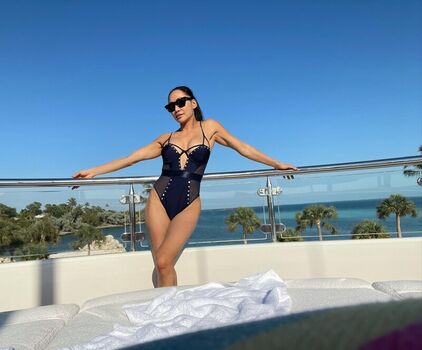 Full leaked Gail kim page private photo