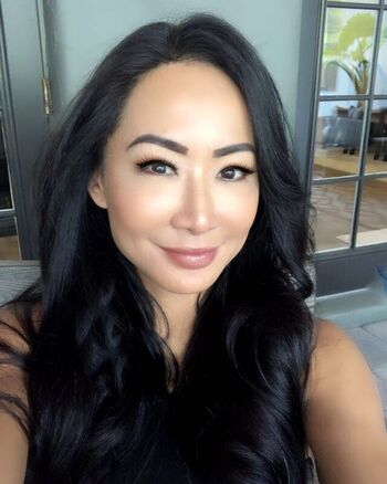 Full leaked Gail kim private photo