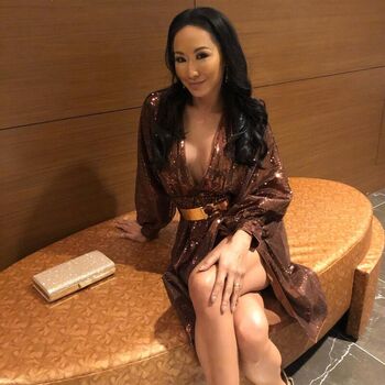 Full leaked Gail kim private photo