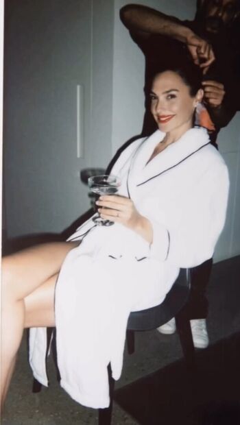 Full leaked Gal gadot page private onlyfans photo