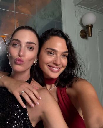 Full leaked Gal gadot page private photo