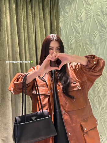 Full leaked Gawon page private onlyfans photo