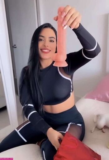 Full leaked Gemela abello private onlyfans photo