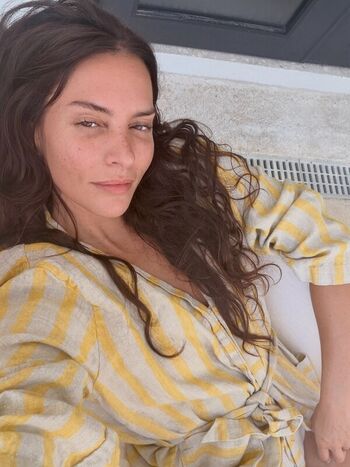 Full leaked Genesis rodriguez private photo