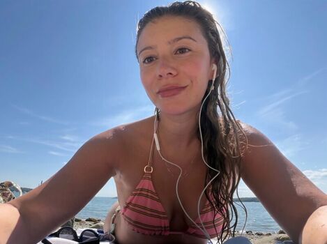 Full leaked Genevieve hannelius private photo