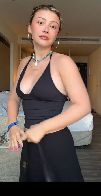 Full leaked Genevieve hannelius private photo
