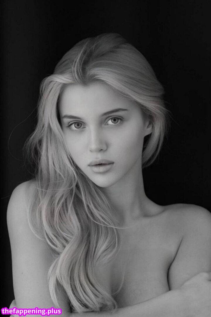 Elizaveta Stefanovna / Genlistef / jenandfreddie Nude OnlyFans Photo #24