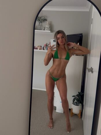 Full leaked Georgia barker private photo