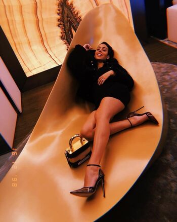 Full leaked Georgina rodriguez page private photo