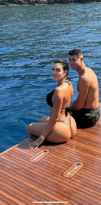 Full leaked Georgina ronaldo page private photo