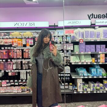 Full leaked Geraldine viswanathan private photo