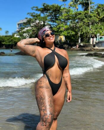 Full leaked Geyza private onlyfans photo