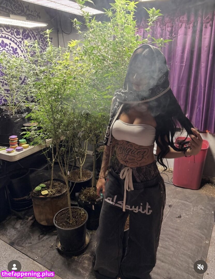 Ggzzmel Cacagirl Ggzmel / ggzmel / ggzzmell / https: Photo OnlyFans Nu #12