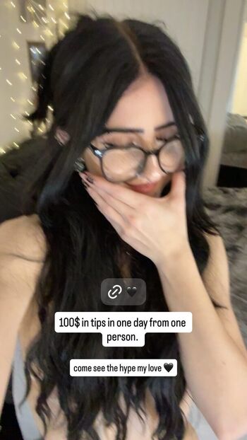 Full leaked Ghoulmommy private onlyfans photo