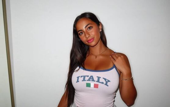 Full leaked Giannattaylor private onlyfans photo