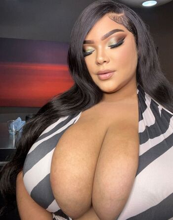 Full leaked Giauna gisselle private onlyfans photo