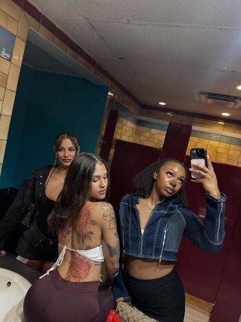 Full leaked Giavannanmoore page private photo