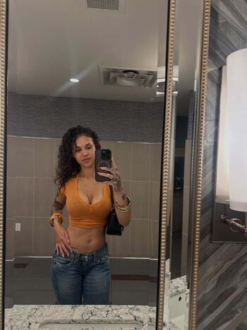 Full leaked Giavannanmoore private photo