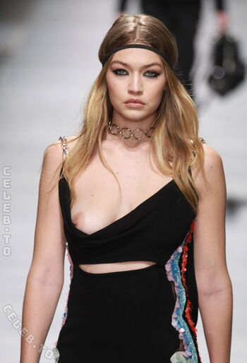Full leaked Gigi hadid private photo