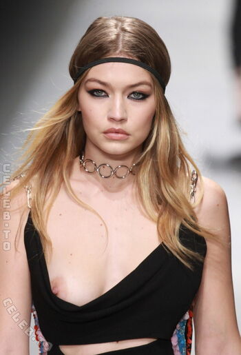 Full leaked Gigi hadid private photo