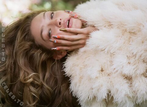 Full leaked Gigi hadid private photo