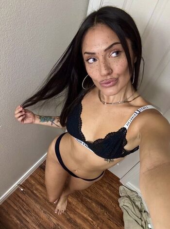 Full leaked Gigilorenaaa private photo