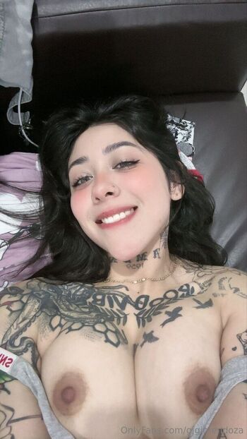 Full leaked Gigimendoza private photo