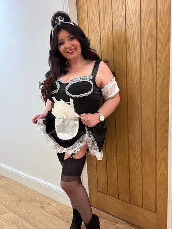 Gilf Mandy Hayes