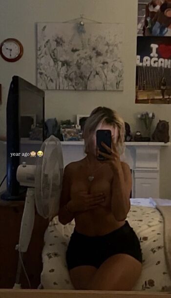 Full leaked Gillham sisters private photo