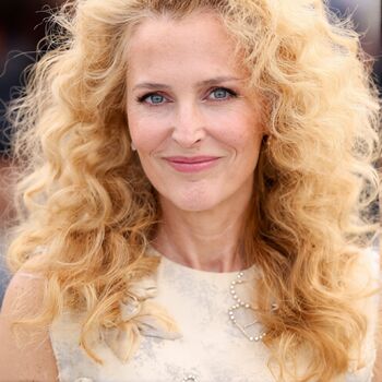 Gillian Anderson