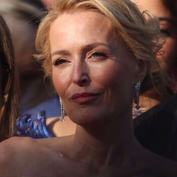 Full leaked Gillian anderson private photo