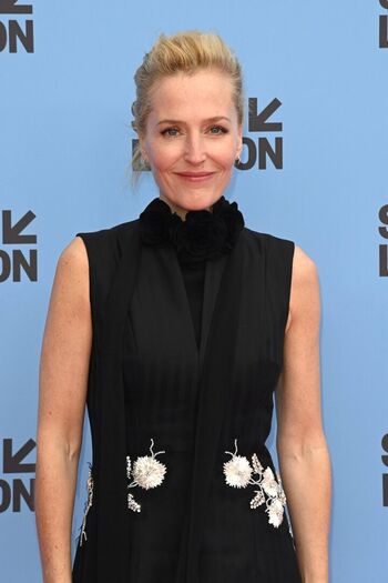 Gillian Anderson