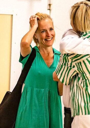 Full leaked Gillian anderson private photo