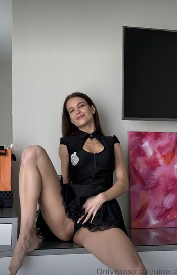 Gina_a