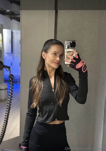 Full leaked Gina a private onlyfans photo