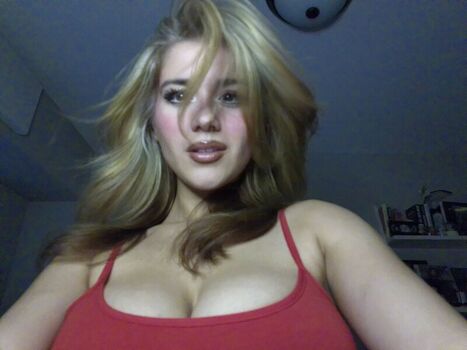 Full leaked Ginagraps private photo
