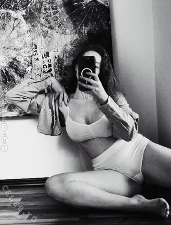 Full leaked Ginger mia page private photo
