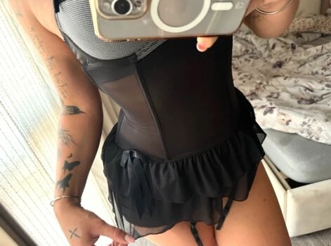 Full leaked Giollia glam private photo