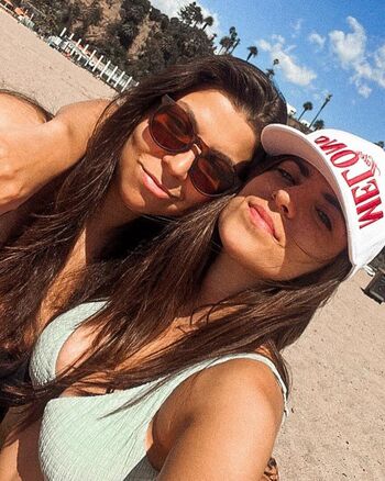 Full leaked Girls from survivor page private onlyfans photo